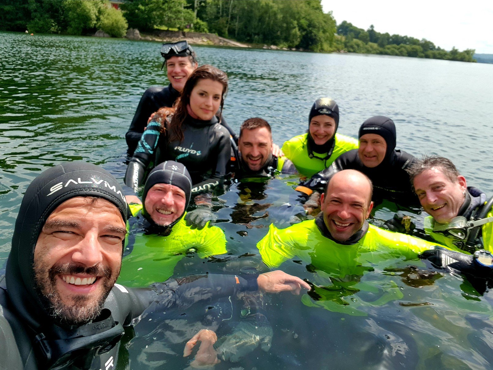 Matinée au lac de Pareloup pour des apnéistes du CSR et du club de Millau